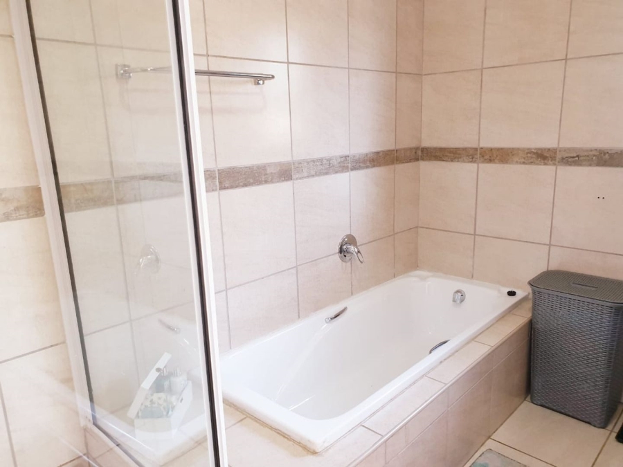 3 Bedroom Property for Sale in Baillie Park North West